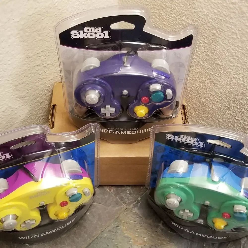 3 Gamecube Controllers - 3 Colors Bundle (NEW), Yellow, Green, Purple - Nintendo